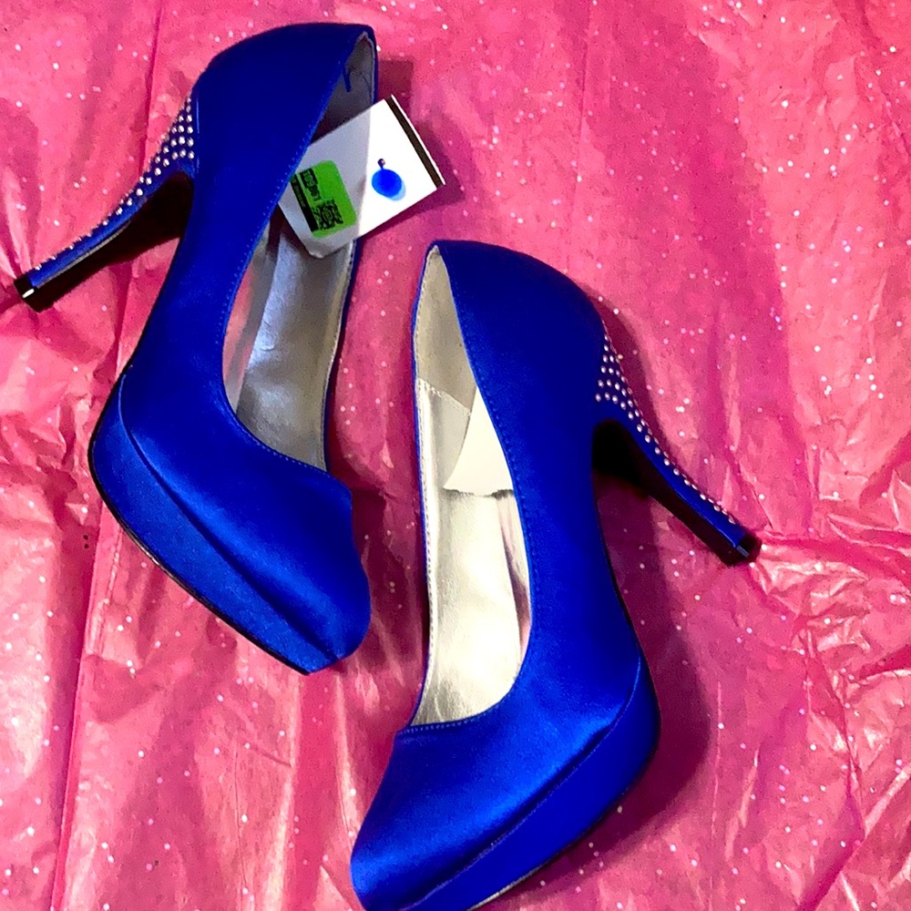 Blue ba dazzled stiletto heels 👠